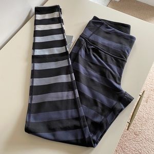 Athleta striped leggings xs